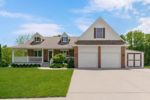 1508 Winchester DR, Pleasant Hill, MO 64080