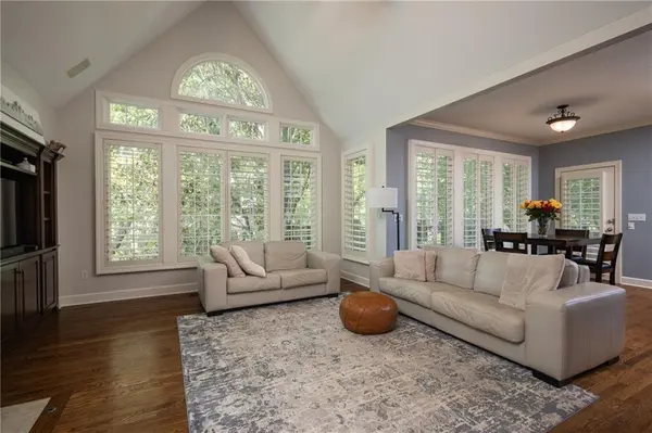 14024 Melrose ST, Overland Park, KS 66221