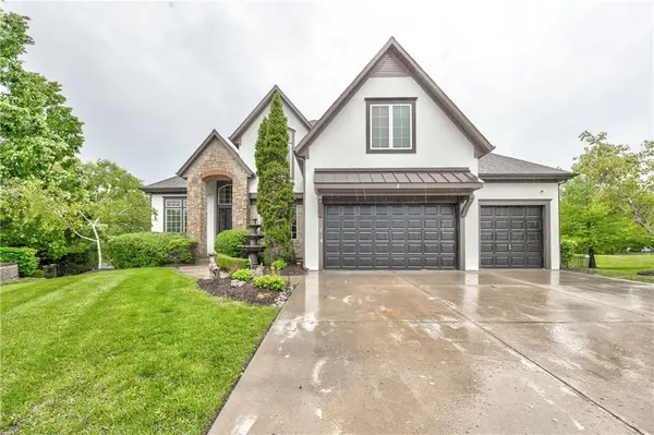 16620 Birch ST, Overland Park, KS 66085