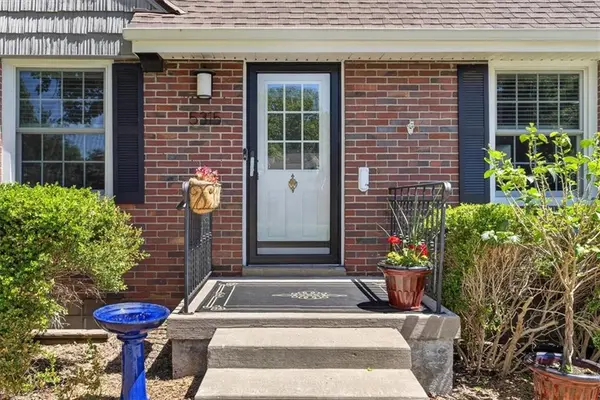 5315 Clark DR, Roeland Park, KS 66205