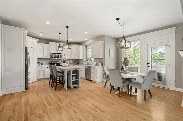 10878 S Hastings ST, Olathe, KS 66061