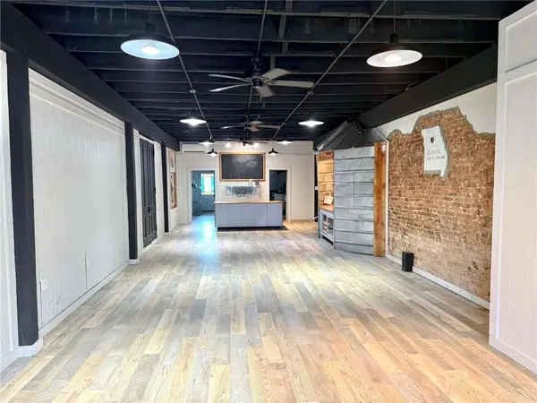 108 E Broadway ST, Brunswick, MO 65236