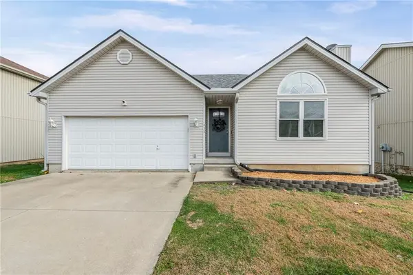 435 N Queen Ridge AVE, Independence, MO 64056