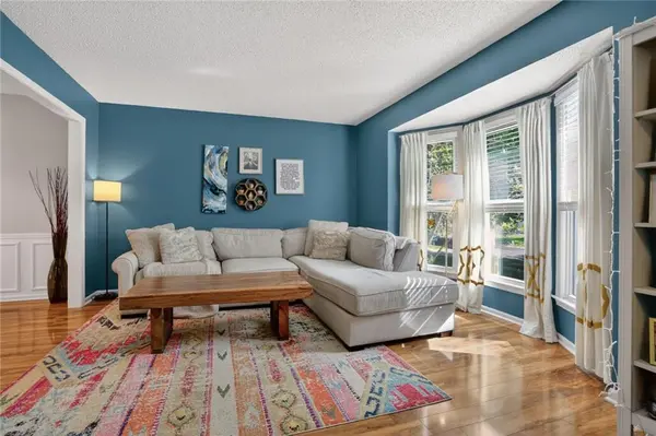 15270 Conser ST, Overland Park, KS 66223