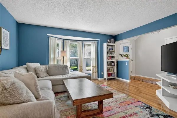 15270 Conser ST, Overland Park, KS 66223
