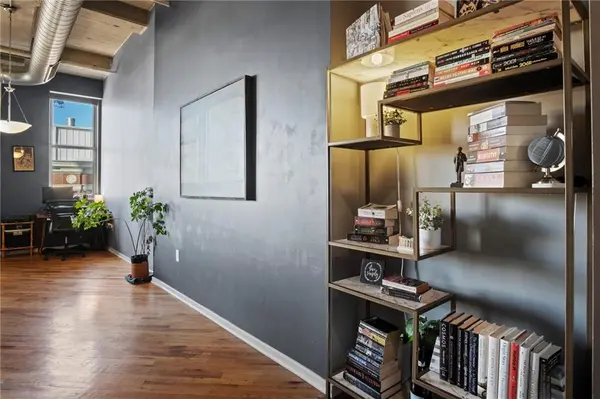 2107 Grand BLVD #603, Kansas City, MO 64108