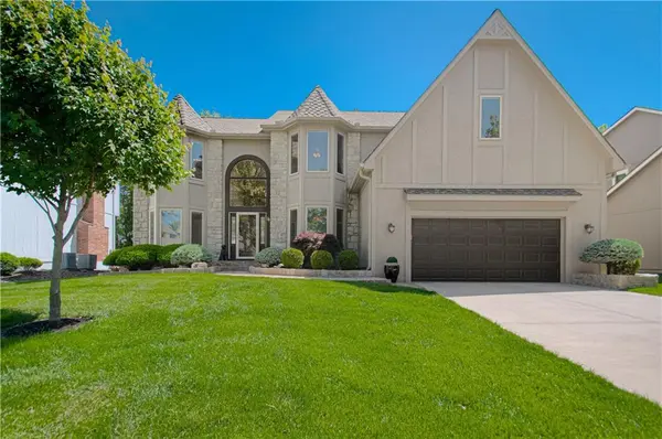 5319 W 132nd TER, Leawood, KS 66209