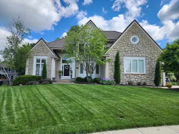 12713 Maple ST, Leawood, KS 66209