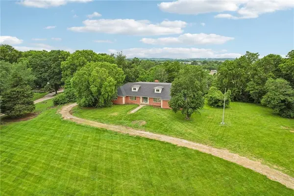 5000 Shrine Park RD, Leavenworth, KS 66048