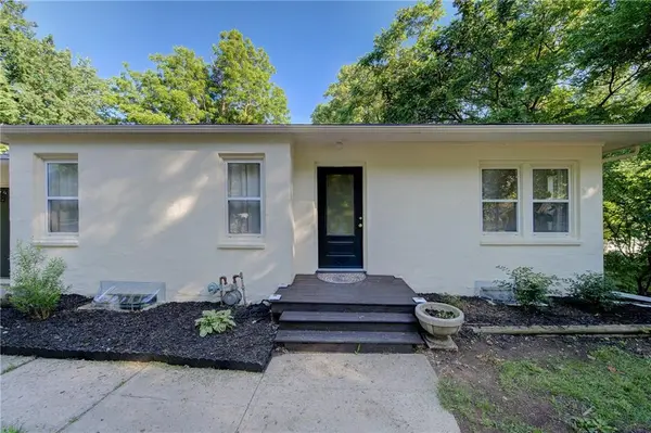 315 E Whittier ST, Claycomo, MO 64119