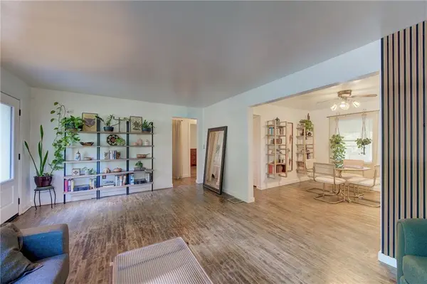 315 E Whittier ST, Claycomo, MO 64119
