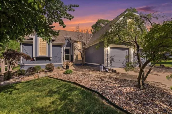 11403 W 115th ST, Overland Park, KS 66210