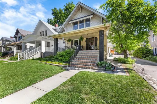 1513 TAUROMEE AVE, Kansas City, KS 66102