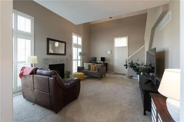 11539 Reeder ST, Overland Park, KS 66210