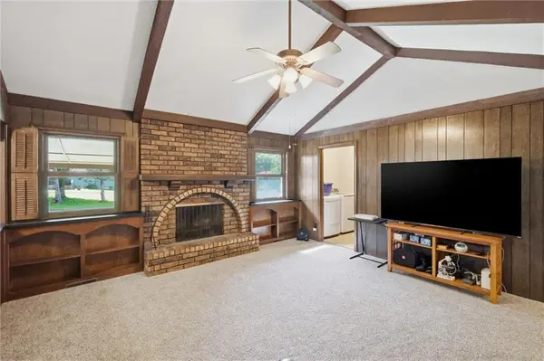 16512 Spring Valley RD, Belton, MO 64012