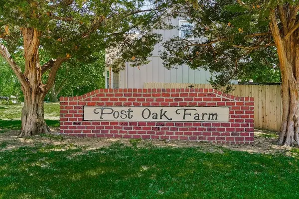 13433 W 80th TER, Lenexa, KS 66215