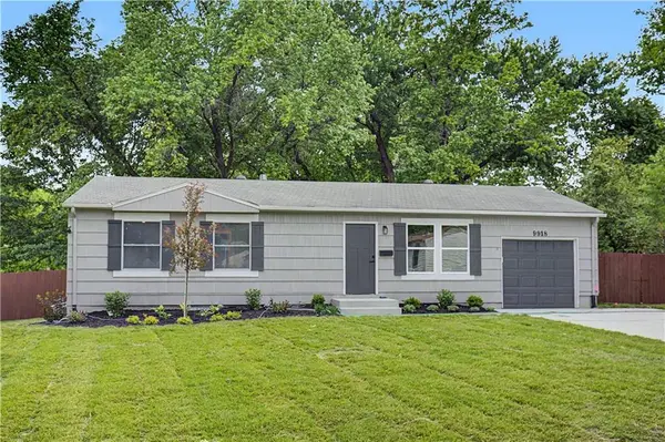9918 Benson ST, Overland Park, KS 66212
