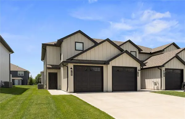76 A SE 361 RD, Warrensburg, MO 64093