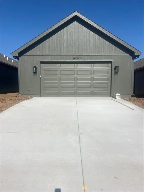 1600 Cottonwood Creek AVE #3, Kearney, MO 64060