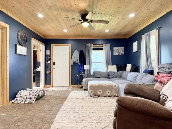 333 3rd ST, Gilman City, MO 64642