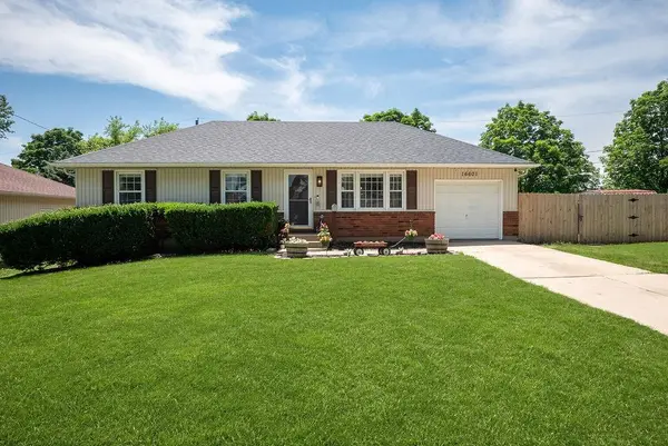 16601 E 41st ST #S, Independence, MO 64055