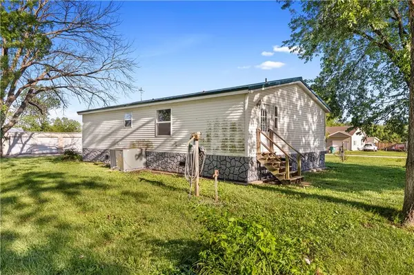 213 W Marvin AVE, Walker, MO 64790