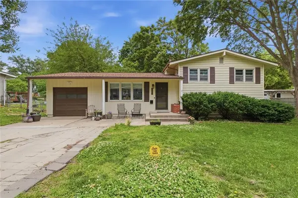 6303 N Park AVE, Gladstone, MO 64118