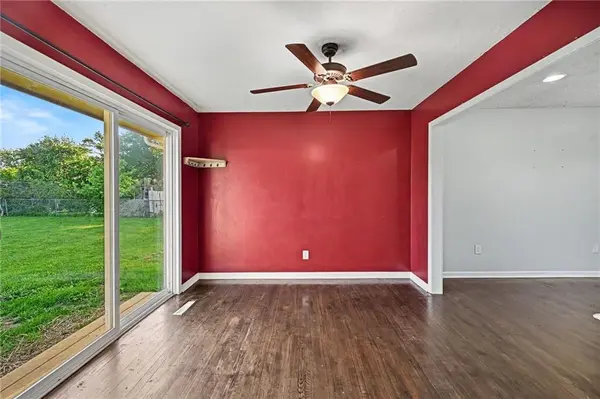 1104 3rd ST, Camden Point, MO 64018