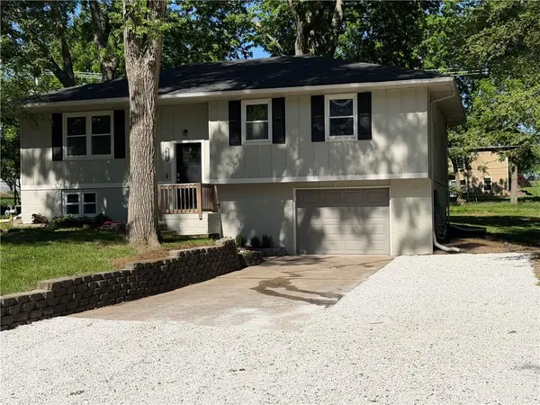 15604 Allen AVE, Belton, MO 64012