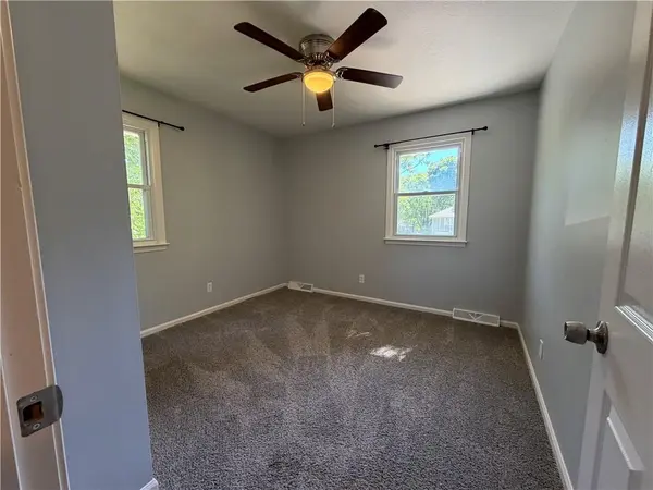 15604 Allen AVE, Belton, MO 64012