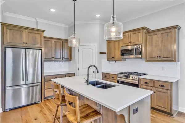19002 Millview ST, Spring Hill, KS 66083