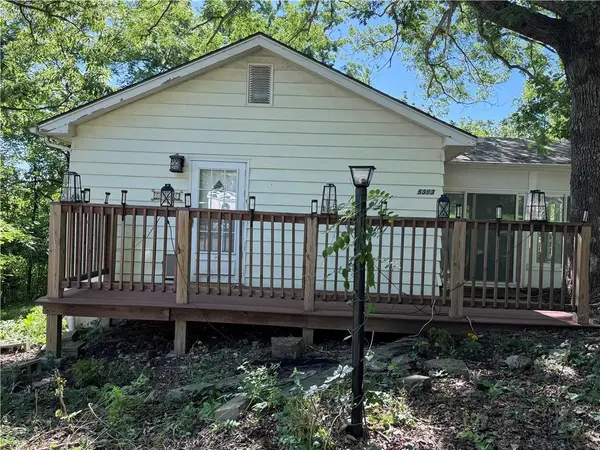 5363 NW Wagon TRL, Houston Lake, MO 64151
