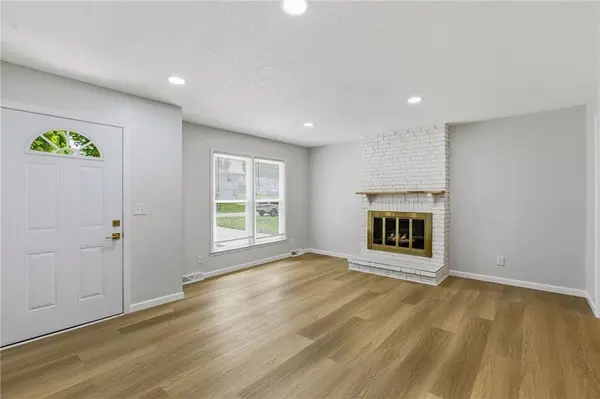 5220 Lakewood ST, Kansas City, KS 66106