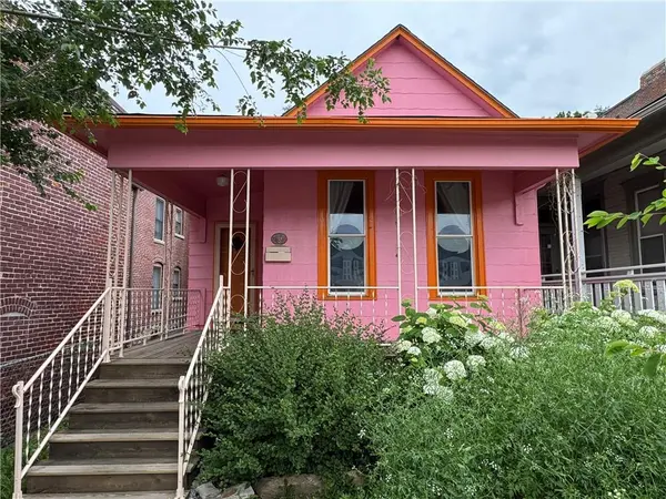 1842 Washington ST, Kansas City, MO 64108