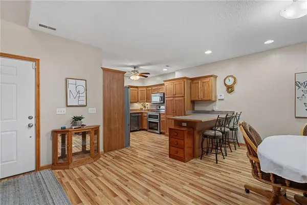 1533 N 700 RD, Baldwin City, KS 66006