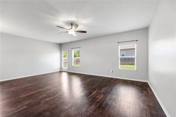14229 S Landon ST, Olathe, KS 66061