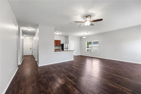 14229 S Landon ST, Olathe, KS 66061