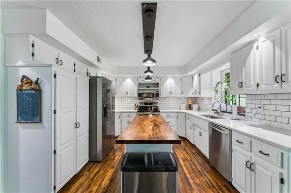 7936 Alden ST, Lenexa, KS 66215