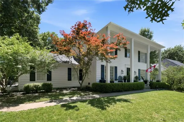 12862 Sagamore RD, Leawood, KS 66209