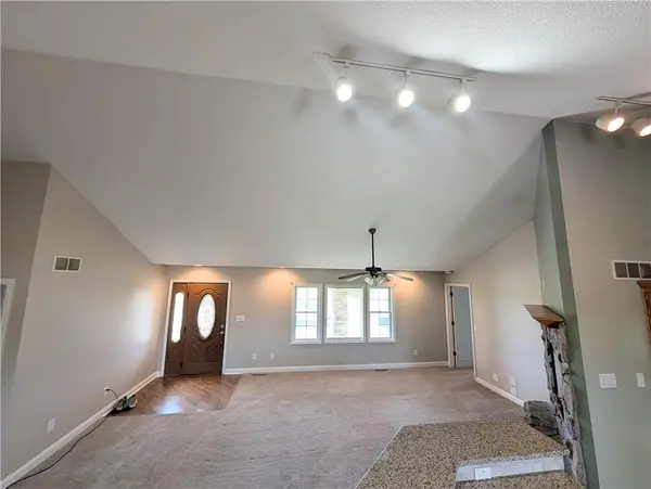 470 SW 850 RD, Chilhowee, MO 64733