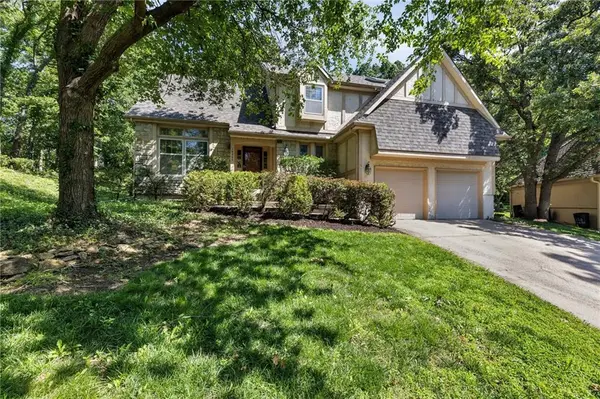 14350 W 81st PL, Lenexa, KS 66215