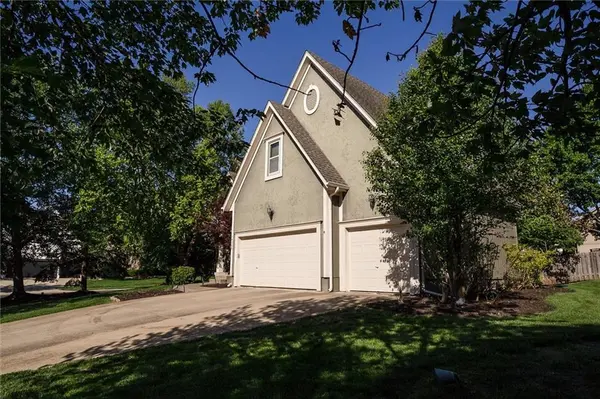 14308 Barton ST, Overland Park, KS 66221