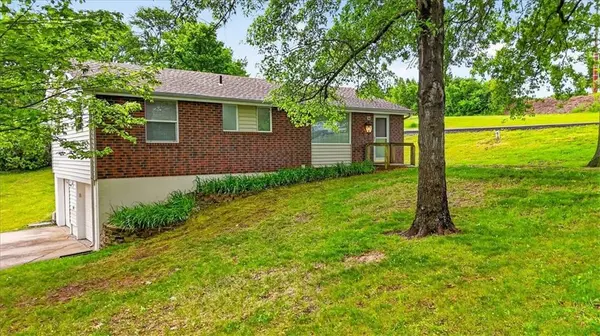 34 Misty Springs CIR, Platte City, MO 64079