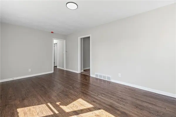 6810 Fairlane DR, Kansas City, MO 64134