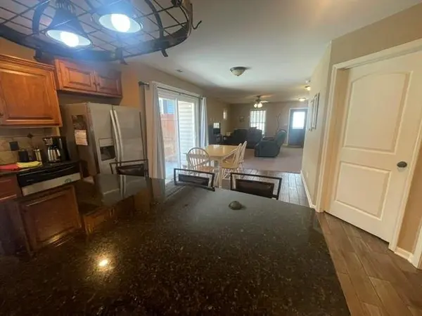 4801 N Creekwood DR, St Joseph, MO 64507