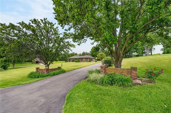 12885 NW 145th ST, Platte City, MO 64079