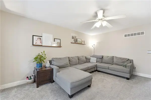 13021 Everett CT, Kansas City, KS 66109