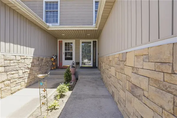 13021 Everett CT, Kansas City, KS 66109