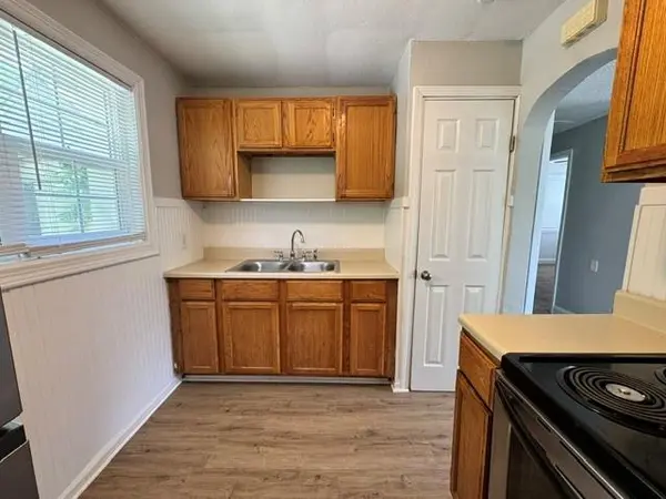 220 Corbin ST, Liberty, MO 64068