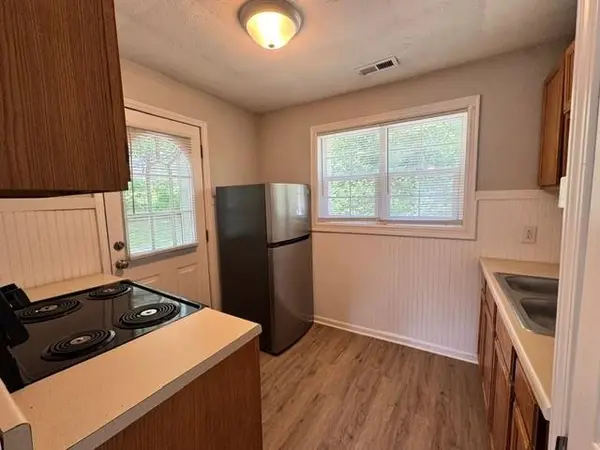 220 Corbin ST, Liberty, MO 64068